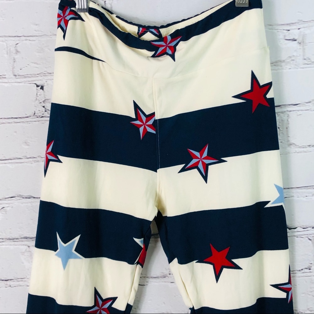 LulaRoe:❤️🤍💙  Patriotic leggings Size: One-Size - Picture 2 of 8